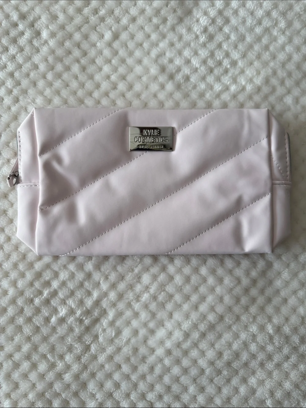 🩷 🆕👜Kylie Cosmetics by Kylie Jenner Quilted Pink Makeup Bag Cosmetic Pouch